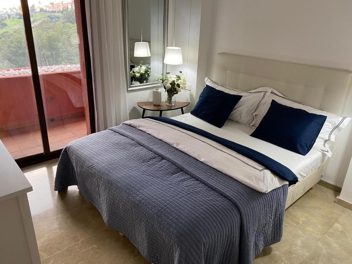 Apartamento 15 First Line Penthouse With Wonderful Seaview Near Duquesa Golf Manilva Andalucia Exterior foto